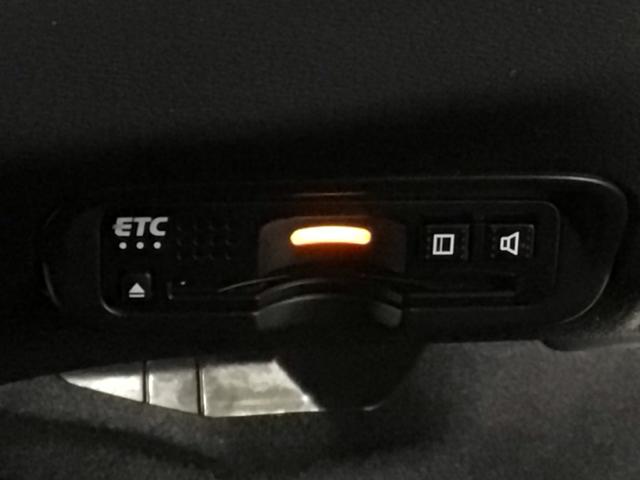 【ＥＴＣ車載器】もはや必須アイテムのＥＴＣを搭載！高速道路のご利用時にとても便利！わずらわしい料金所での現金支払いが不要となりスムーズに通過できます♪