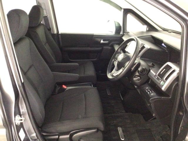 ステップワゴンスパーダ Z HID・フルセグ・メモリナビ・バックカメラ・純正AW・両側電動ドア・ETC 横滑防止 イモビ スマキー 地デジTV バックモニタ- 3列シ-ト キーフリー パワーウィンド ETC付 ナビ・TV ABS(15枚目)