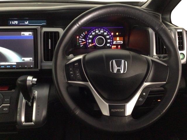 ステップワゴンスパーダ Z HID・フルセグ・メモリナビ・バックカメラ・純正AW・両側電動ドア・ETC 横滑防止 イモビ スマキー 地デジTV バックモニタ- 3列シ-ト キーフリー パワーウィンド ETC付 ナビ・TV ABS(17枚目)