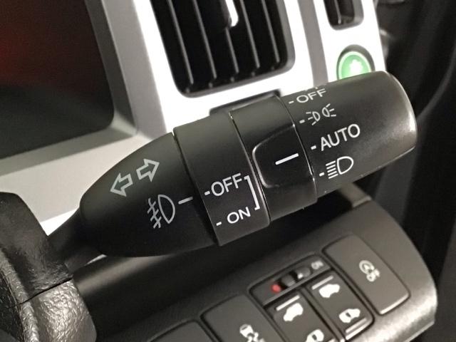 ステップワゴンスパーダ Z HID・フルセグ・メモリナビ・バックカメラ・純正AW・両側電動ドア・ETC 横滑防止 イモビ スマキー 地デジTV バックモニタ- 3列シ-ト キーフリー パワーウィンド ETC付 ナビ・TV ABS(23枚目)