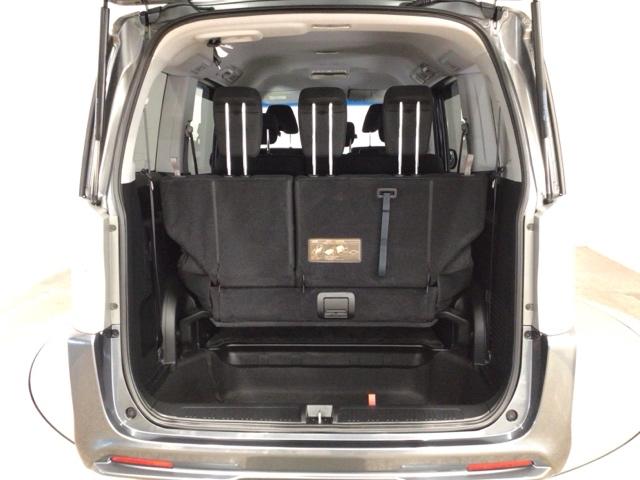 ステップワゴンスパーダ Z HID・フルセグ・メモリナビ・バックカメラ・純正AW・両側電動ドア・ETC 横滑防止 イモビ スマキー 地デジTV バックモニタ- 3列シ-ト キーフリー パワーウィンド ETC付 ナビ・TV ABS(24枚目)