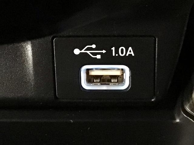 ＣＲ－Ｖ ＥＸ・ブラックエディション　ＬＥＤ・フルセグ・メモリナビ・バックカメラ・電動パノラミックサンルーフ・ＥＴＣ　ガラスサンルーフ　キーレスエントリー　クルーズコントロール　衝突被害軽減ブレーキ　ＤＶＤ再生可能　電動リヤゲート　ターボ（24枚目）