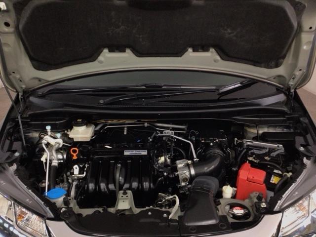 フィットハイブリッド Ｓホンダセンシング　ＬＥＤ・フルセグ・メモリナビ・バックカメラ・純正ＡＷ・ＵＳＢポート・ＥＴＣ　スマ－トキ－　ナビＴＶ　アクティブクルーズコントロール　パワーウインドウ　サイドエアバック　ＤＶＤ再生　パワーステアリング（20枚目）
