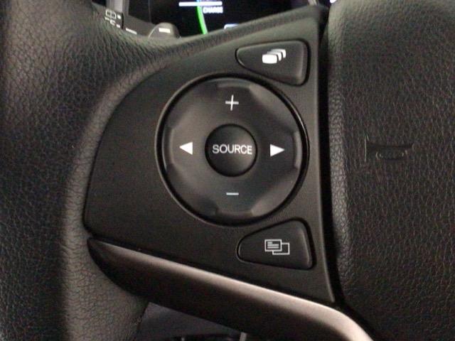 フィットハイブリッド Ｓホンダセンシング　ＬＥＤ・フルセグ・メモリナビ・バックカメラ・純正ＡＷ・ＵＳＢポート・ＥＴＣ　スマ－トキ－　ナビＴＶ　アクティブクルーズコントロール　パワーウインドウ　サイドエアバック　ＤＶＤ再生　パワーステアリング（24枚目）