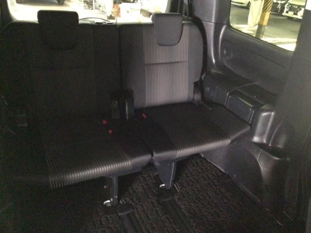 ヴォクシー ＺＳ煌ＩＩ　衝突軽減ブレーキ・メモリナビ・バックカメラ・純正ＡＷ・両側電動ドア・ＥＴＣ　スマートキー・プッシュスタート　バックガイドモニター　両側パワスラドア　ＥＴＣ車載器　ＶＳＣ　ＬＥＤライト　助手席エアバック（13枚目）