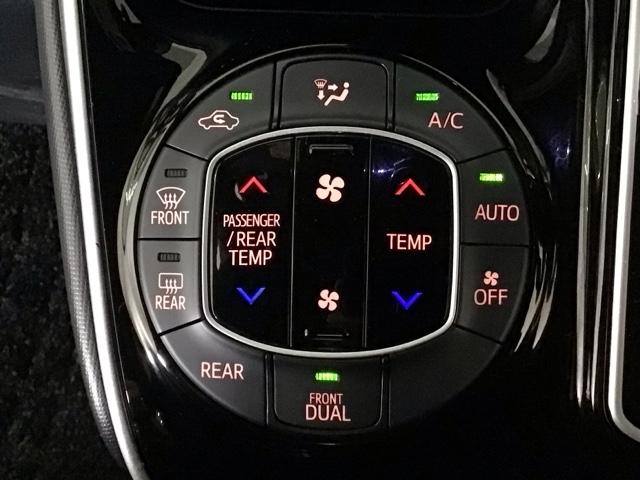 ヴォクシー ＺＳ煌ＩＩ　衝突軽減ブレーキ・メモリナビ・バックカメラ・純正ＡＷ・両側電動ドア・ＥＴＣ　スマートキー・プッシュスタート　バックガイドモニター　両側パワスラドア　ＥＴＣ車載器　ＶＳＣ　ＬＥＤライト　助手席エアバック（18枚目）