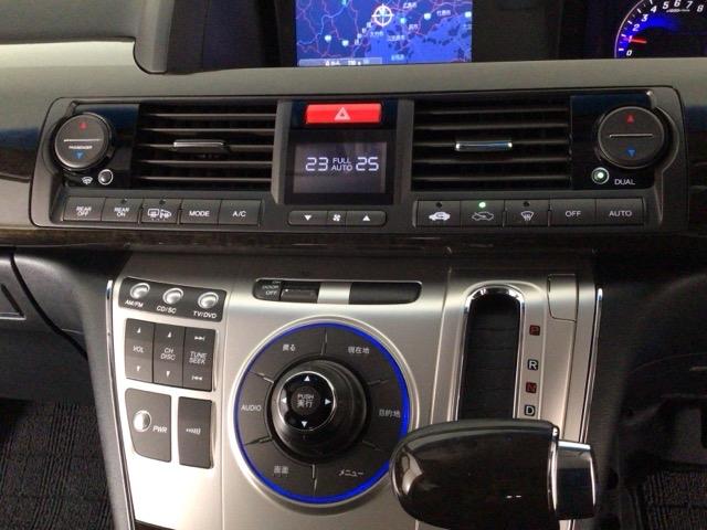 エリシオンプレステージ Ｓ　ＨＩＤ・フルセグ・ＨＤＤナビ・バックカメラ・純正ＡＷ・両側電動ドア・ＥＴＣ　Ｂカメラ　ＤＶＤ　オートエアコン　シートヒーター　ウォークスルー　パワステ　パワーウィンドウ　助手席エアバック　ＡＢＳ（18枚目）