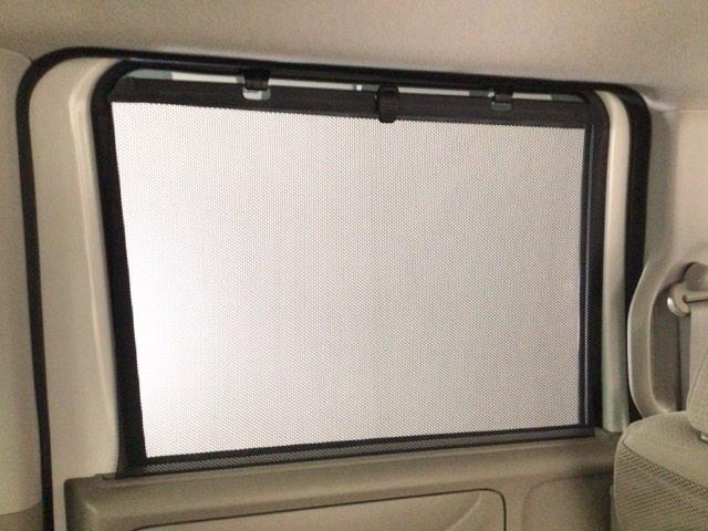 N-BOX G・Lパッケージ ワンセグ・メモリナビ・DVD・バックカメラ・片側電動ドア・スマートキー ベンチ席 カラーバックモニター 全席PW ナビテレビ 1セグ AAC 横滑り防止 DVD再生 ABS キーレスE Wエアーバック(9枚目)