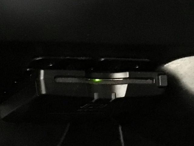 Ｎ－ＢＯＸカスタム Ｇ　ＨＩＤ・ワンセグ・メモリナビ・ＤＶＤ・バックカメラ・片側電動ドア・ＥＴＣ　スマートキー＆プッシュスタート　ＳＲＳ　ＷエアＢ　ＥＴＣ付き　横滑り防止　パワーステアリング　ＤＶＤ再生　マニュアルエアコン（10枚目）