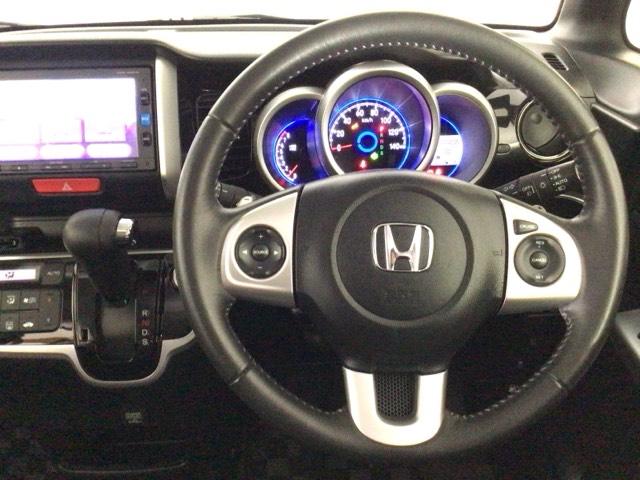 Ｎ－ＢＯＸカスタム Ｇ・ターボＬパッケージ　ＨＩＤ・ワンセグ・メモリナビ・バックカメラ・純正ＡＷ・両側電動ドア・ＥＴＣ　ＡＵＴＯエアコン　ナビＴＶ　Ｂカメ　横滑防止装置　ＰＳ　ＰＷ　ターボエンジン　ＥＣＯモード　運転席エアバッグ　ＥＴＣ付き（17枚目）