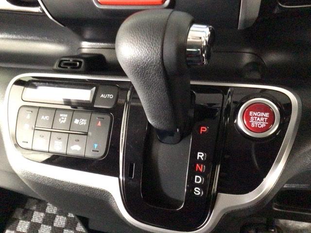 Ｎ－ＢＯＸカスタム Ｇ・ターボＬパッケージ　ＨＩＤ・ワンセグ・メモリナビ・バックカメラ・純正ＡＷ・両側電動ドア・ＥＴＣ　ＡＵＴＯエアコン　ナビＴＶ　Ｂカメ　横滑防止装置　ＰＳ　ＰＷ　ターボエンジン　ＥＣＯモード　運転席エアバッグ　ＥＴＣ付き（23枚目）