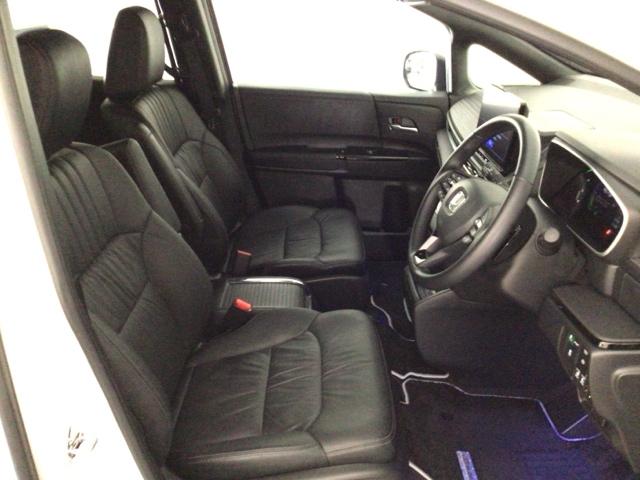 オデッセイハイブリッド ｅ：ＨＥＶアブソルート・ＥＸブラックエディション　ＬＥＤ・フルセグ・メモリナビ・後席モニター・純正ＡＷ・ホンダＣＯＮＮＥＣＴ　ハンズフリーパワーテールゲート　バックモニター　マルチビューモニター　ＶＳＡ　サイドエアバック　フルオートエアコン　Ｐシート（15枚目）