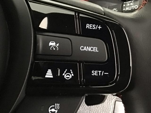 ヴェゼル e:HEVPLaY LED・フルセグ・メモリナビ・パノラマルーフ・純正AW・ホンダCONNECT 衝突被害軽減ブレーキ カーテンエアバッグ 盗難防止装置 Pセンサー ABS ESC フルオートエアコン リアカメラ ETC(6枚目)