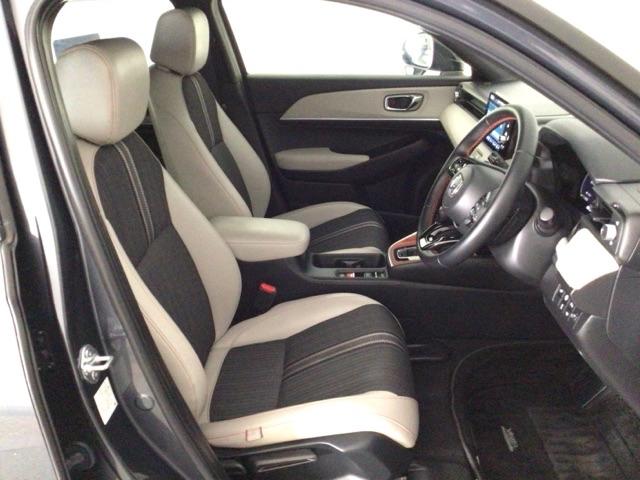 ヴェゼル e:HEVPLaY LED・フルセグ・メモリナビ・パノラマルーフ・純正AW・ホンダCONNECT 衝突被害軽減ブレーキ カーテンエアバッグ 盗難防止装置 Pセンサー ABS ESC フルオートエアコン リアカメラ ETC(15枚目)