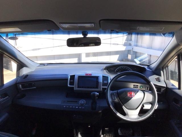 フリードスパイク Ｇエアロクールエディション　ＨＩＤ・フルセグ・メモリナビ・バックカメラ・純正ＡＷ・両側電動ドア・ＥＴＣ　エアロ　盗難防止装置　ＤＶＤ　スマ－トキ－　ＡＡＣ　Ｒカメラ　ＶＳＡ　Ｗエアバック（16枚目）