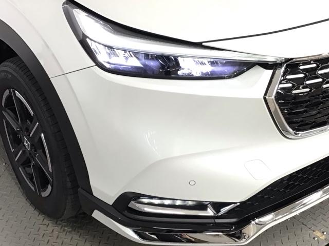 ヴェゼル ｅ：ＨＥＶＸ　ＬＥＤ・ホンダＣＯＮＮＥＣＴ・メモリナビ・ＤＶＤ・バックカメラ・純正ＡＷ・ＥＴＣ　前後障害物センサー　ＡＡＣ　イモビライザー　スマ－トキ－　誤発進抑制　ＰＷ　リアカメラ　クルコン　ＥＳＣ　ＥＴＣ装備（3枚目）