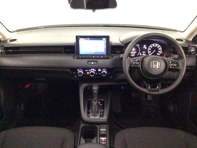ヴェゼル ｅ：ＨＥＶＸ　ＬＥＤ・ホンダＣＯＮＮＥＣＴ・メモリナビ・ＤＶＤ・バックカメラ・純正ＡＷ・ＥＴＣ　前後障害物センサー　ＡＡＣ　イモビライザー　スマ－トキ－　誤発進抑制　ＰＷ　リアカメラ　クルコン　ＥＳＣ　ＥＴＣ装備（16枚目）