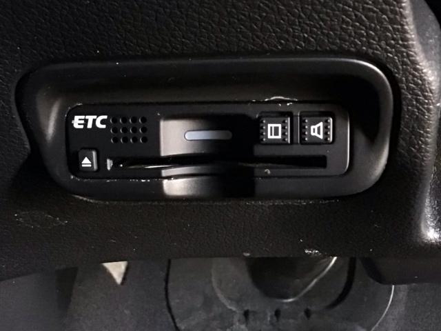 ヴェゼル X・ホンダセンシング LED・フルセグ・メモリナビ・CD・バックカメラ・純正AW・ETC Rカメラ Wエアバッグ 盗難防止 アクティブクルーズコントロール オートエアコン LEDランプ 衝突軽減ブレ-キ パワステ TVナビ(11枚目)