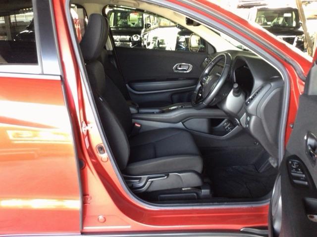 ヴェゼル X・ホンダセンシング LED・フルセグ・メモリナビ・CD・バックカメラ・純正AW・ETC Rカメラ Wエアバッグ 盗難防止 アクティブクルーズコントロール オートエアコン LEDランプ 衝突軽減ブレ-キ パワステ TVナビ(15枚目)