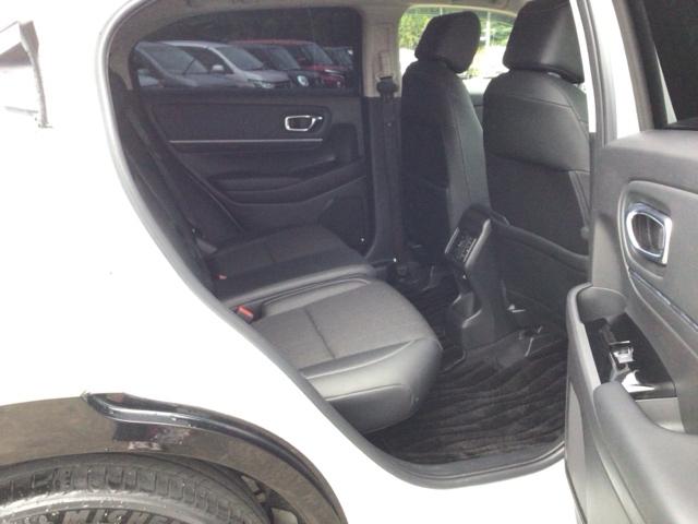 ヴェゼル ｅ：ＨＥＶＺ　ＬＥＤ・フルセグ・メモリナビ・バックカメラ・純正ＡＷ・シートヒーター・ＥＴＣ　衝突回避支援ブレーキ機能　スマキ　フルオートエアコン　エアバッグ　両席エアバック　Ｒカメ　パワーウィンドウ　ＬＥＤランプ（14枚目）