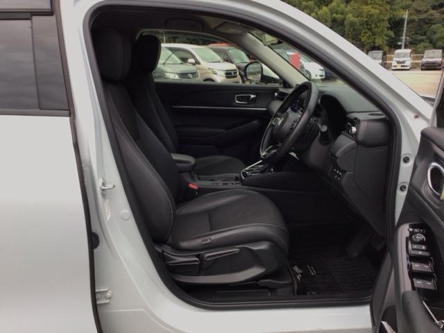 ヴェゼル ｅ：ＨＥＶＺ　ＬＥＤ・フルセグ・メモリナビ・バックカメラ・純正ＡＷ・シートヒーター・ＥＴＣ　衝突回避支援ブレーキ機能　スマキ　フルオートエアコン　エアバッグ　両席エアバック　Ｒカメ　パワーウィンドウ　ＬＥＤランプ（15枚目）