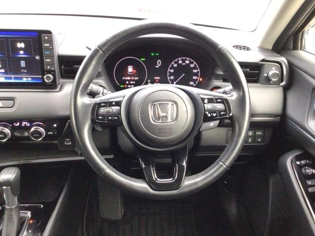 ヴェゼル ｅ：ＨＥＶＺ　ＬＥＤ・フルセグ・メモリナビ・バックカメラ・純正ＡＷ・シートヒーター・ＥＴＣ　衝突回避支援ブレーキ機能　スマキ　フルオートエアコン　エアバッグ　両席エアバック　Ｒカメ　パワーウィンドウ　ＬＥＤランプ（17枚目）