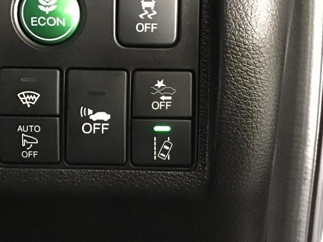 ヴェゼル ハイブリッドＺ・ホンダセンシング　ＬＥＤ・フルセグ・メモリナビ・バックカメラ・純正ＡＷ・シートヒーター・ＥＴＣ　レーダーサポート　ＤＶＤ再生機能　横滑り防止システム　バックアイカメラ　盗難防止装置　シートヒーター付　スマ－トキ－（7枚目）