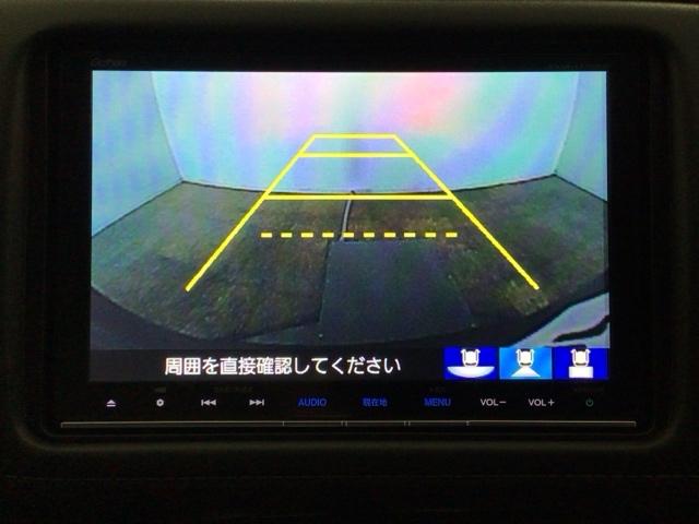 ヴェゼル ハイブリッドＺ・ホンダセンシング　ＬＥＤ・フルセグ・メモリナビ・バックカメラ・純正ＡＷ・シートヒーター・ＥＴＣ　レーダーサポート　ＤＶＤ再生機能　横滑り防止システム　バックアイカメラ　盗難防止装置　シートヒーター付　スマ－トキ－（8枚目）