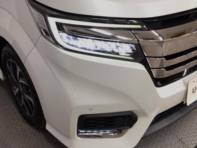ステップワゴンスパーダ スパーダホンダセンシング　ＬＥＤ・フルセグ・メモリナビ・バックカメラ・純正ＡＷ・両側電動ドア・ＥＴＣ　盗難防止　助手席エアバッグ　Ｗパワスラ　地デジ　ＬＥＤライト　横滑り防止システム　オートエアコン　リアカメラ　ＵＳＢ　スマ鍵（3枚目）
