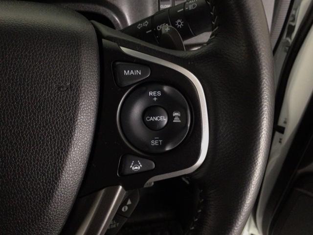 ステップワゴンスパーダ スパーダホンダセンシング　ＬＥＤ・フルセグ・メモリナビ・バックカメラ・純正ＡＷ・両側電動ドア・ＥＴＣ　盗難防止　助手席エアバッグ　Ｗパワスラ　地デジ　ＬＥＤライト　横滑り防止システム　オートエアコン　リアカメラ　ＵＳＢ　スマ鍵（5枚目）