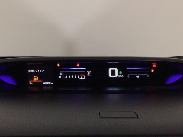 ステップワゴンスパーダ スパーダホンダセンシング　ＬＥＤ・フルセグ・メモリナビ・バックカメラ・純正ＡＷ・両側電動ドア・ＥＴＣ　盗難防止　助手席エアバッグ　Ｗパワスラ　地デジ　ＬＥＤライト　横滑り防止システム　オートエアコン　リアカメラ　ＵＳＢ　スマ鍵（11枚目）