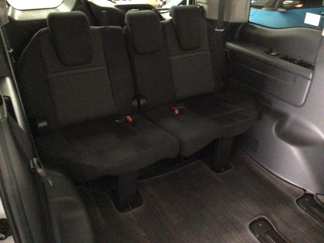 ステップワゴンスパーダ スパーダホンダセンシング　ＬＥＤ・フルセグ・メモリナビ・バックカメラ・純正ＡＷ・両側電動ドア・ＥＴＣ　盗難防止　助手席エアバッグ　Ｗパワスラ　地デジ　ＬＥＤライト　横滑り防止システム　オートエアコン　リアカメラ　ＵＳＢ　スマ鍵（13枚目）