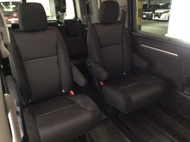 ステップワゴンスパーダ スパーダホンダセンシング　ＬＥＤ・フルセグ・メモリナビ・バックカメラ・純正ＡＷ・両側電動ドア・ＥＴＣ　盗難防止　助手席エアバッグ　Ｗパワスラ　地デジ　ＬＥＤライト　横滑り防止システム　オートエアコン　リアカメラ　ＵＳＢ　スマ鍵（14枚目）