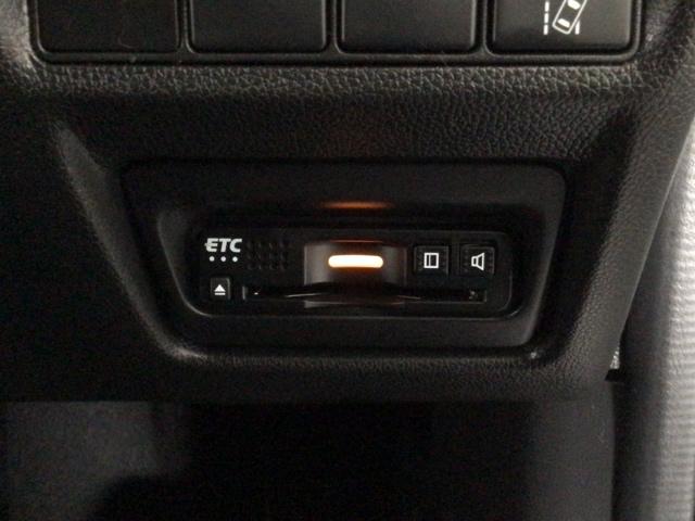 ステップワゴンスパーダ スパーダホンダセンシング　ＬＥＤ・フルセグ・メモリナビ・バックカメラ・純正ＡＷ・両側電動ドア・ＥＴＣ　盗難防止　助手席エアバッグ　Ｗパワスラ　地デジ　ＬＥＤライト　横滑り防止システム　オートエアコン　リアカメラ　ＵＳＢ　スマ鍵（27枚目）