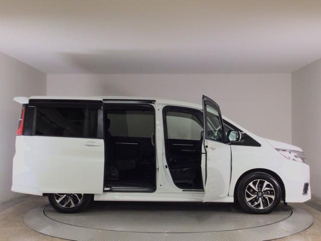 ステップワゴンスパーダ スパーダホンダセンシング　ＬＥＤ・フルセグ・メモリナビ・バックカメラ・純正ＡＷ・両側電動ドア・ＥＴＣ　盗難防止　助手席エアバッグ　Ｗパワスラ　地デジ　ＬＥＤライト　横滑り防止システム　オートエアコン　リアカメラ　ＵＳＢ　スマ鍵（28枚目）