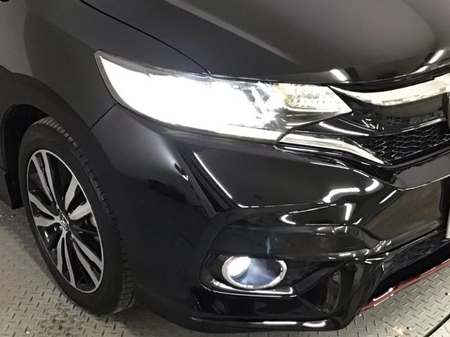 フィット ＲＳホンダセンシング　ＬＥＤ・フルセグ・メモリナビ・ＤＶＤ・バックカメラ・純正ＡＷ・ＥＴＣ　ＬＥＤヘッド　オートクルーズコントロール　Ｂカメラ　オートエアコン　アイドリングストップ　スマートキー　地デジＴＶ　横滑り防止（3枚目）