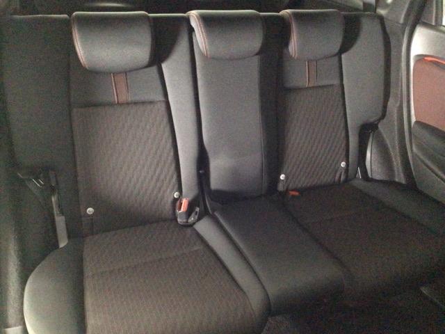 フィット ＲＳホンダセンシング　ＬＥＤ・フルセグ・メモリナビ・ＤＶＤ・バックカメラ・純正ＡＷ・ＥＴＣ　ＬＥＤヘッド　オートクルーズコントロール　Ｂカメラ　オートエアコン　アイドリングストップ　スマートキー　地デジＴＶ　横滑り防止（14枚目）