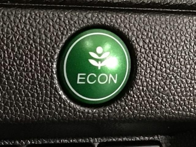 フィット ＲＳホンダセンシング　ＬＥＤ・フルセグ・メモリナビ・ＤＶＤ・バックカメラ・純正ＡＷ・ＥＴＣ　ＬＥＤヘッド　オートクルーズコントロール　Ｂカメラ　オートエアコン　アイドリングストップ　スマートキー　地デジＴＶ　横滑り防止（24枚目）