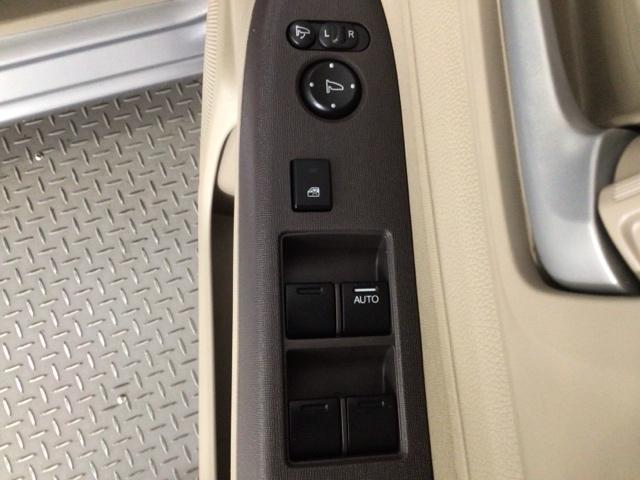 Ｎ－ＷＧＮ ＧＳＳパッケージ　ＨＩＤ・フルセグ・メモリナビ・ＤＶＤ・バックカメラ・ＥＣＯＮスイッチ・ＥＴＣ　追突防止　地デジ　ＤＶＤ再生　リヤカメラ　Ａストップ　ＶＳＣ　ＵＳＢポート　パワステ　カーテンエアバック　オートエアコン（35枚目）