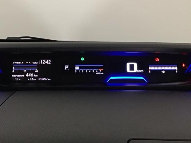 フリード+ Gブラックスタイル レンタUP・LED・フルセグ・メモリナビ・バックカメラ・純正AW・ETC イモビライザー スマ-トキ- VSA LEDライト シートヒーター フルセグTV USB ABS DVD クルーズコントロール(11枚目)