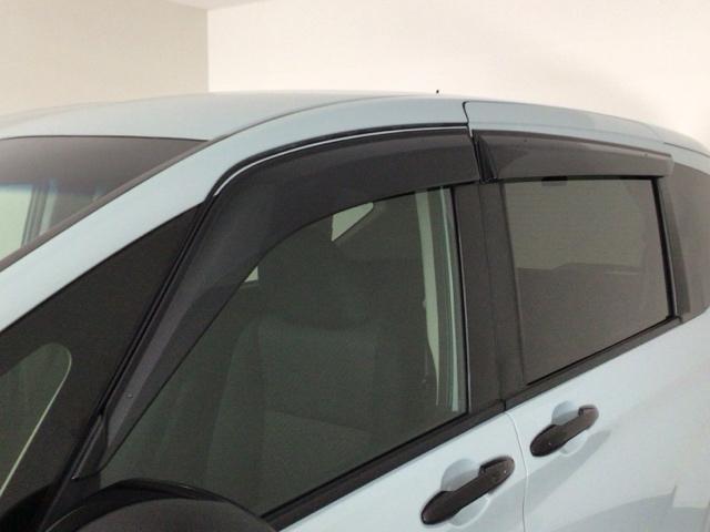 フリード+ Gブラックスタイル レンタUP・LED・フルセグ・メモリナビ・バックカメラ・純正AW・ETC イモビライザー スマ-トキ- VSA LEDライト シートヒーター フルセグTV USB ABS DVD クルーズコントロール(21枚目)