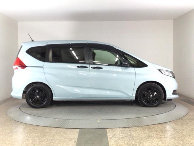 フリード+ Gブラックスタイル レンタUP・LED・フルセグ・メモリナビ・バックカメラ・純正AW・ETC イモビライザー スマ-トキ- VSA LEDライト シートヒーター フルセグTV USB ABS DVD クルーズコントロール(30枚目)