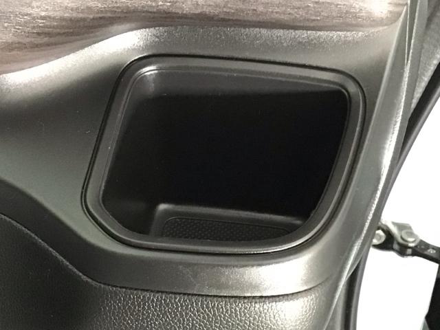 フリード+ Gブラックスタイル レンタUP・LED・フルセグ・メモリナビ・バックカメラ・純正AW・ETC イモビライザー スマ-トキ- VSA LEDライト シートヒーター フルセグTV USB ABS DVD クルーズコントロール(37枚目)