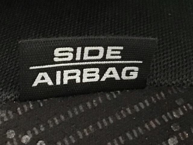 N-ONE プレミアム HID・フルセグ・メモリナビ・DVD・バックカメラ・社外AW・ETC DVD再生機能 運転席エアバック 横滑防止 ETC装備 地デジ バックモニター 助手席エアバック パワーステ フルオートエアコン(35枚目)