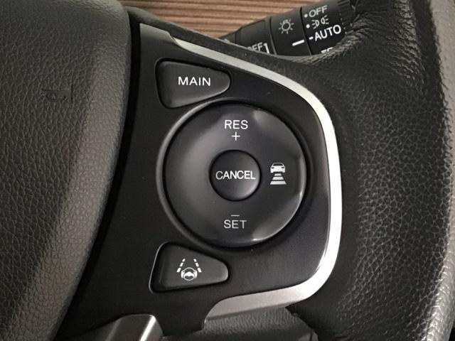 フリード クロスター　ＬＥＤ・フルセグ・メモリナビ・バックカメラ・純正ＡＷ・両側電動ドア・ＥＴＣ　ＵＳＢ　ＬＥＤヘッドライト　ＶＳＡ　サイドカーテンエアバック　ＤＶＤ再生　オートクルーズコントロール　スマ－トキ－　３列（5枚目）