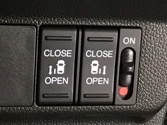 フリード クロスター　ＬＥＤ・フルセグ・メモリナビ・バックカメラ・純正ＡＷ・両側電動ドア・ＥＴＣ　ＵＳＢ　ＬＥＤヘッドライト　ＶＳＡ　サイドカーテンエアバック　ＤＶＤ再生　オートクルーズコントロール　スマ－トキ－　３列（9枚目）