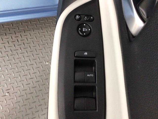 フィット e:HEVホーム LED・ホンダCONNECT・メモリナビ・バックカメラ・USBポート・ETC 前後誤発進抑制機能 クリソナ 助手席エアバッグ 運転席エアバッグ LEDライト USB接続 ABS サイドエアバッグ(41枚目)