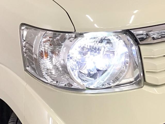 N-BOX G・ターボパッケージ HID・ワンセグ・メモリナビ・バックカメラ・純正AW・両側電動ドア・ETC 両側自動ドア 横滑り防止システム AUTOエアコン ターボエンジン ETC装備 Wエアバッグ パワーステアリング ABS(3枚目)