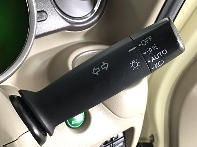 N-BOX G・ターボパッケージ HID・ワンセグ・メモリナビ・バックカメラ・純正AW・両側電動ドア・ETC 両側自動ドア 横滑り防止システム AUTOエアコン ターボエンジン ETC装備 Wエアバッグ パワーステアリング ABS(11枚目)