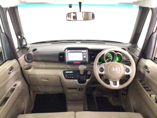 N-BOX G・ターボパッケージ HID・ワンセグ・メモリナビ・バックカメラ・純正AW・両側電動ドア・ETC 両側自動ドア 横滑り防止システム AUTOエアコン ターボエンジン ETC装備 Wエアバッグ パワーステアリング ABS(16枚目)